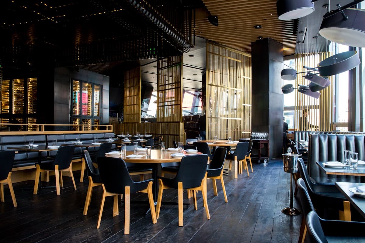Vue de la salle à manger du restaurant